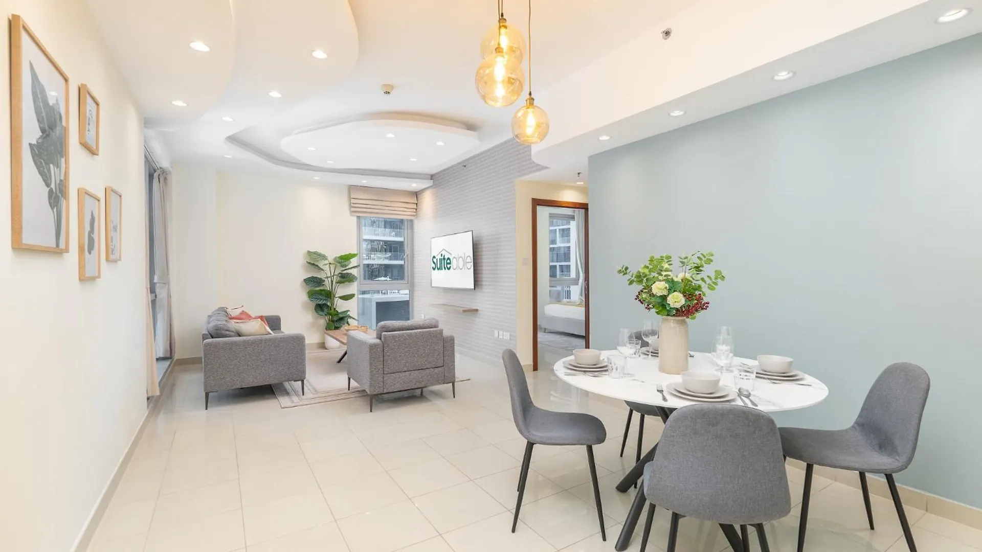 Sophisticated And Elegant 2Br In Downntown Dubai Apartment
