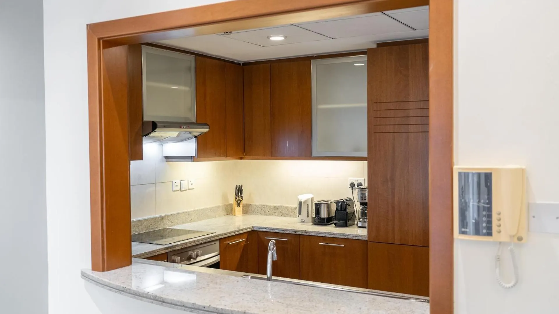 Sophisticated And Elegant 2Br In Downntown Dubai Apartment United Arab Emirates