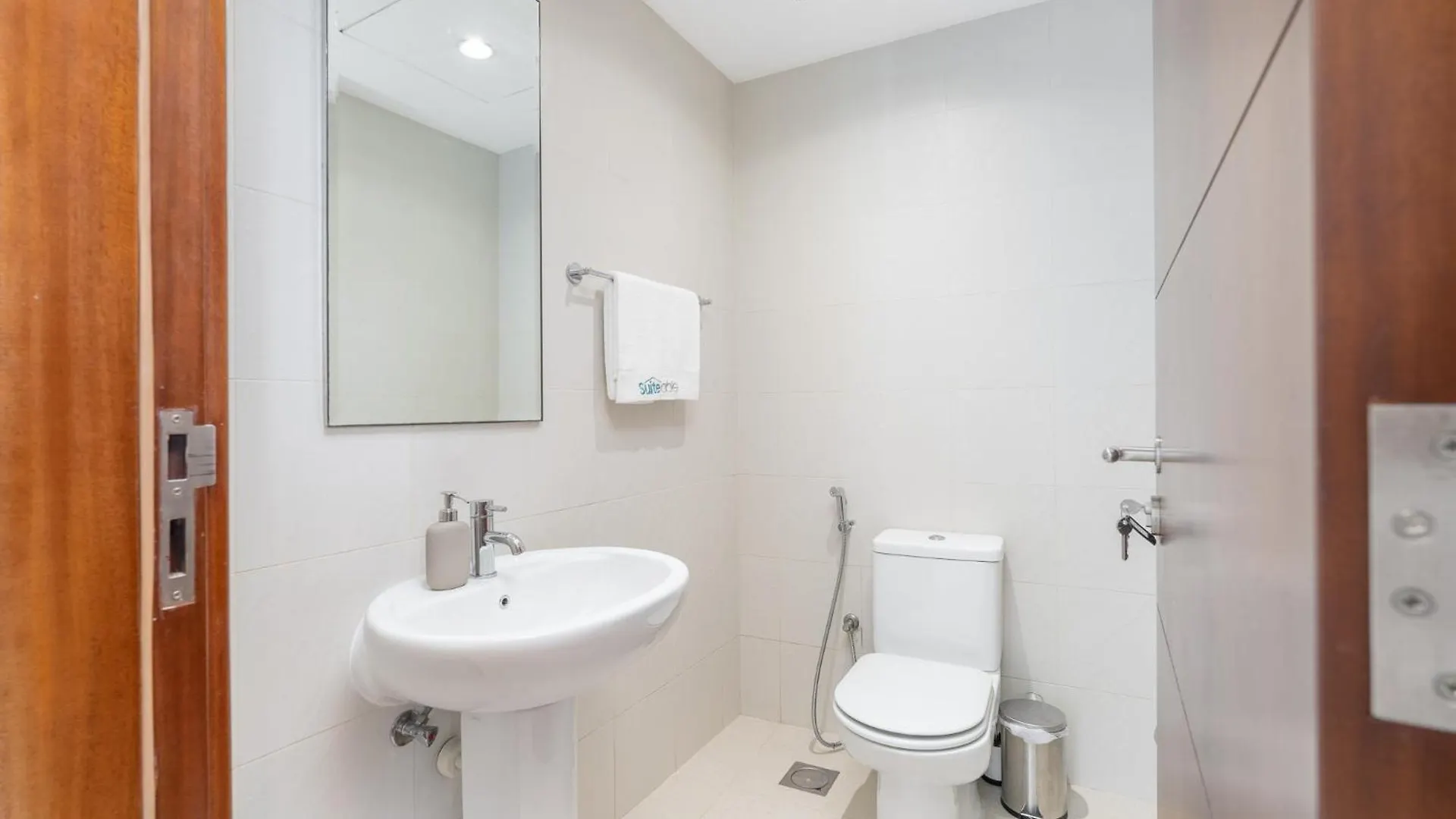 Sophisticated And Elegant 2Br In Downntown Dubai Apartment