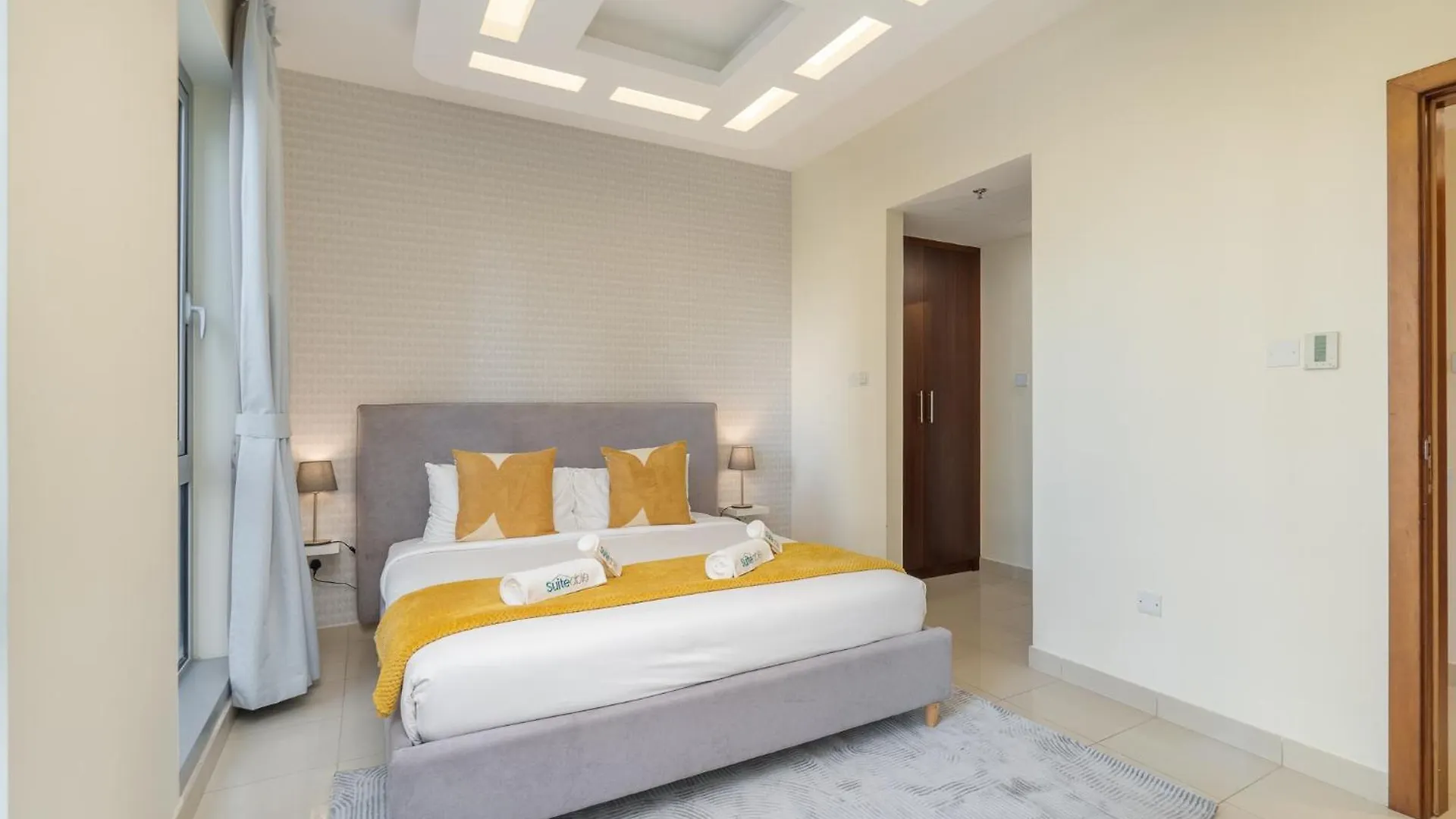 Sophisticated And Elegant 2Br In Downntown Dubai Apartment 0*,  United Arab Emirates